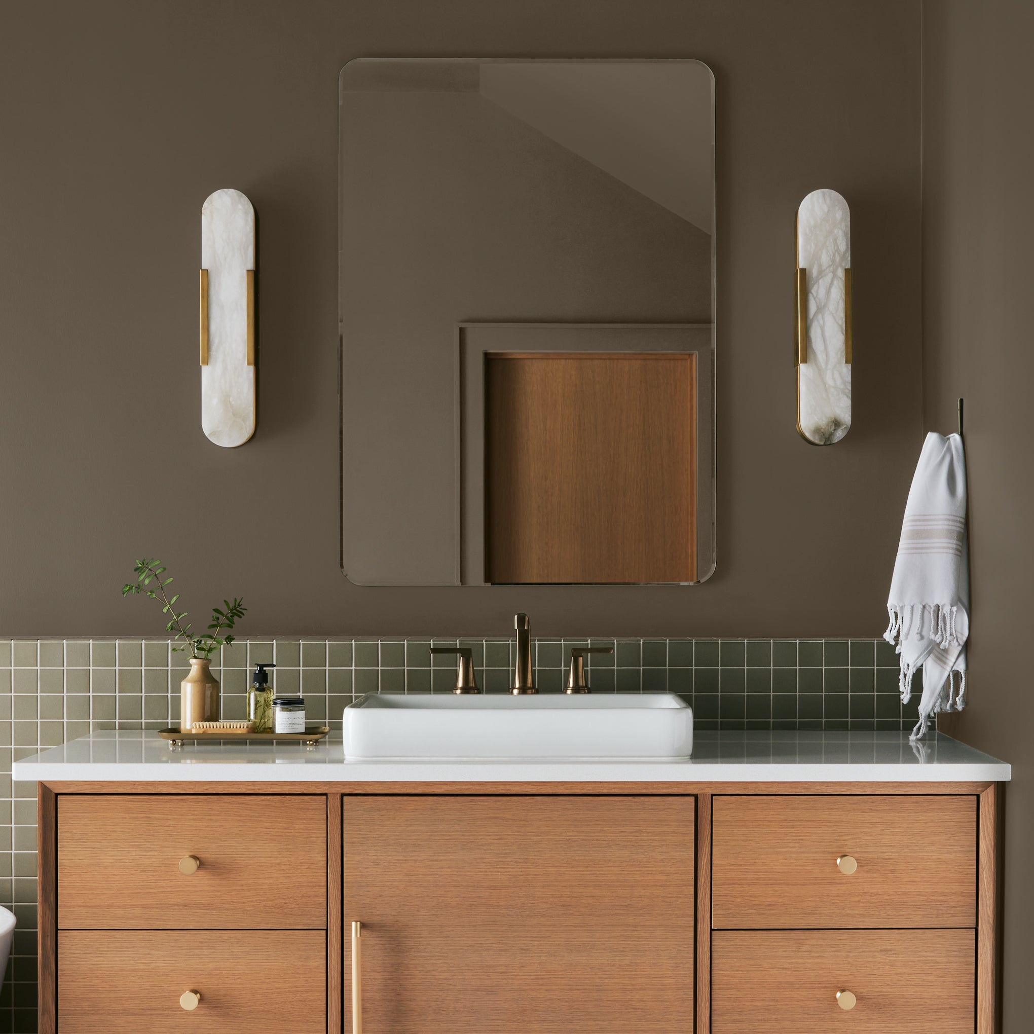 2693620-Magnolia-Mountain-House_KILZ_Interior_Bathroom_2040x2040_Mosswood