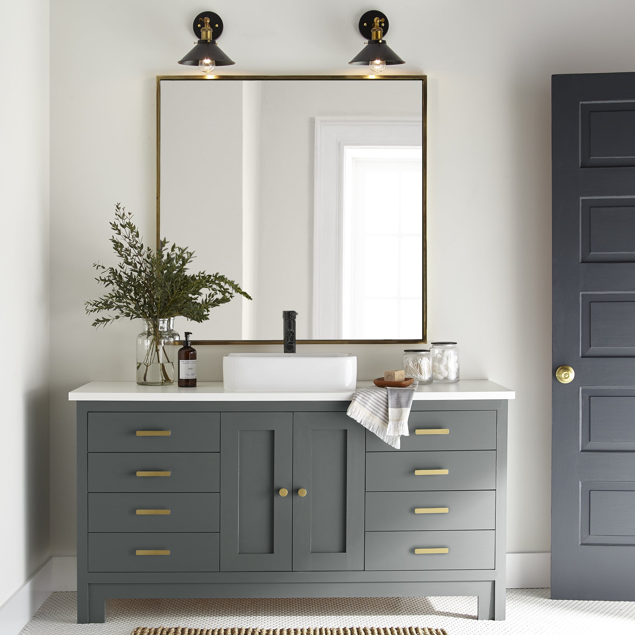 2693620-Magnolia-Mountain-House_KILZ_TDC_Bathroom_2040x2040_RidgeRock
