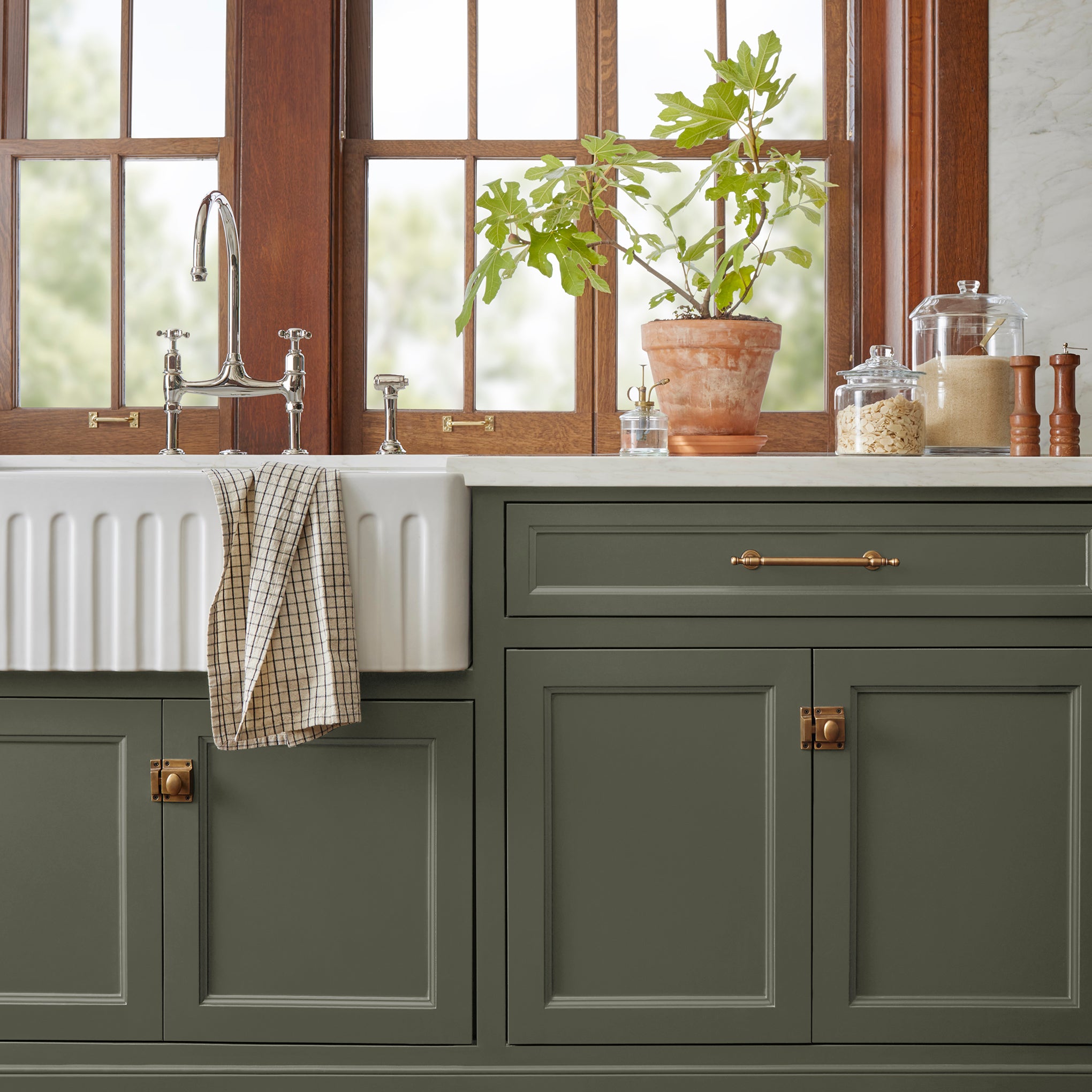 MAGCC09-TDC_KITCHEN_-_Step_Stool_Green